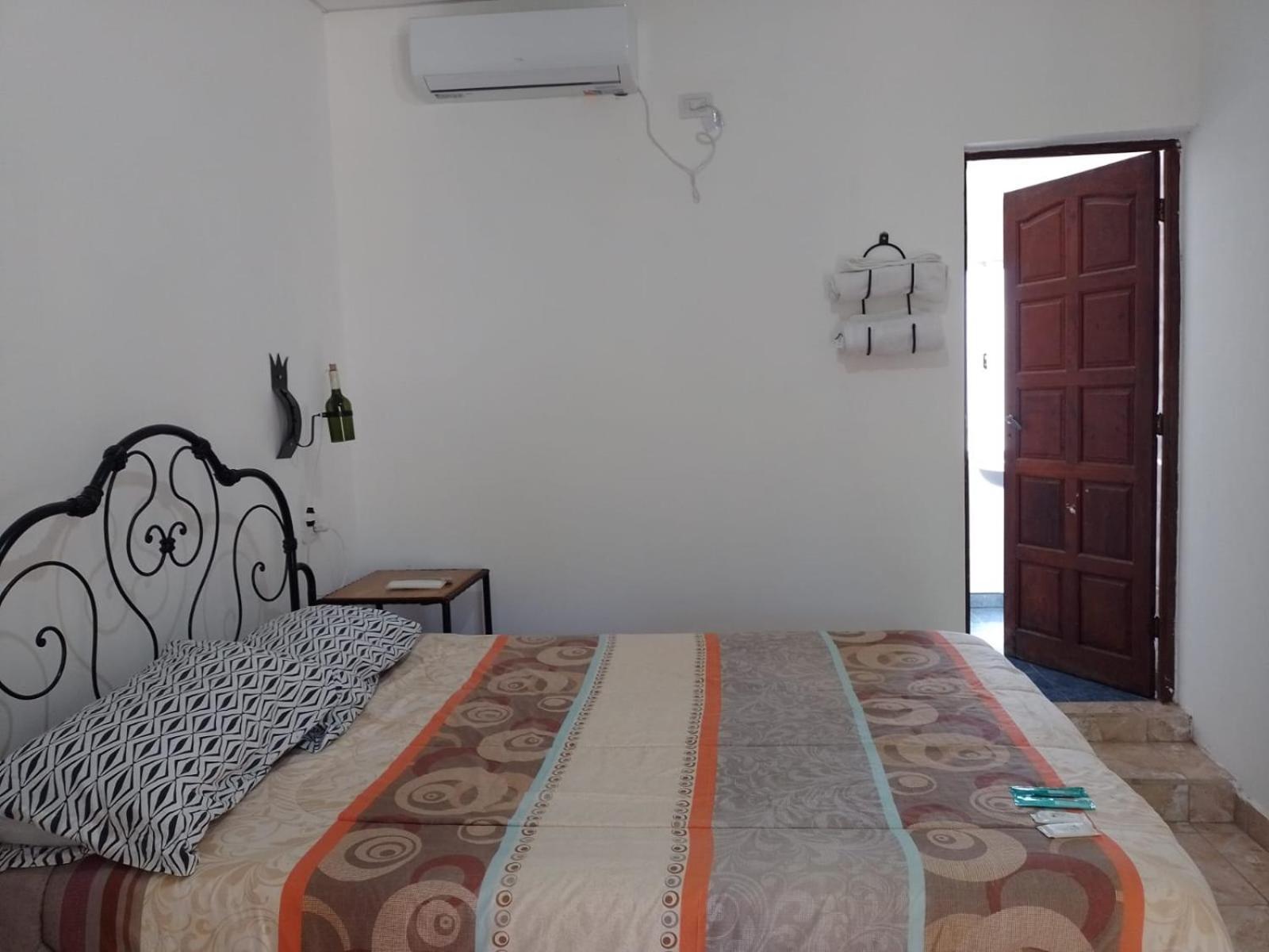 Hostal Los Faroles Chicoana Exterior photo